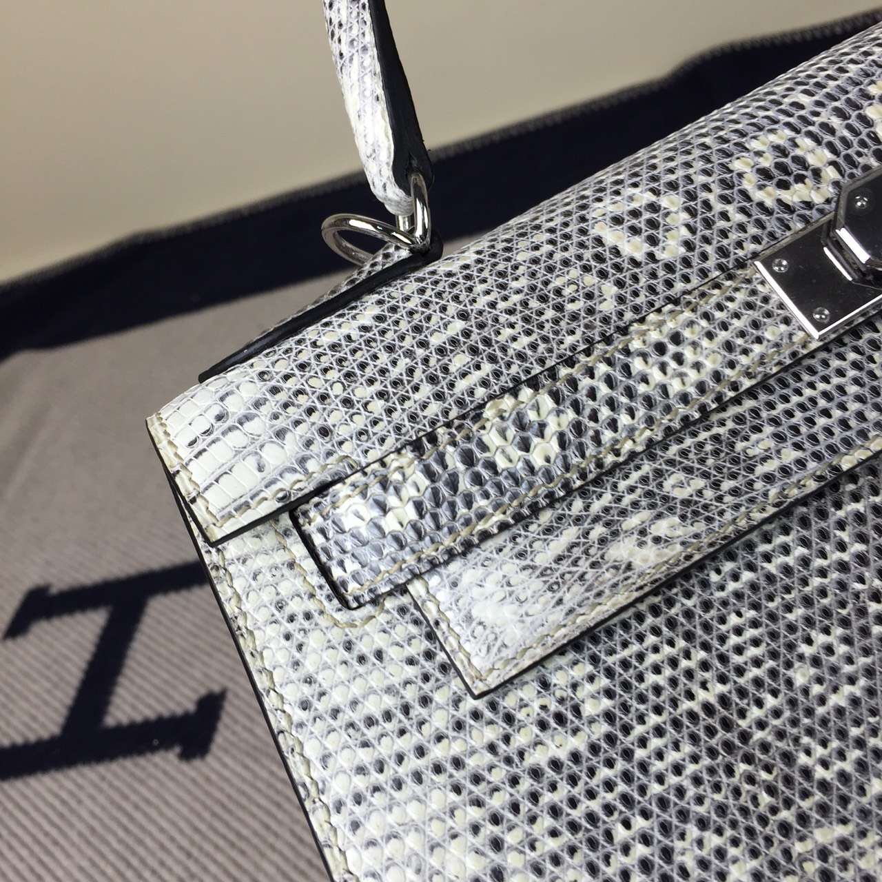Wholesale Hermes Lizard Leather Sellier Kelly Bag28CM in Nature Corlor