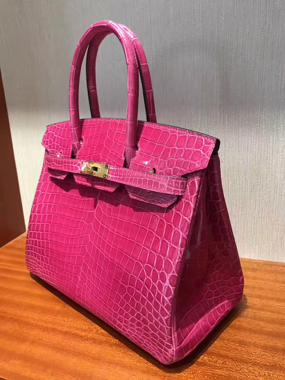 Noble Hermes 5J Peach Pink Crocodile Shiny Leather Birkin30CM Tote Bag