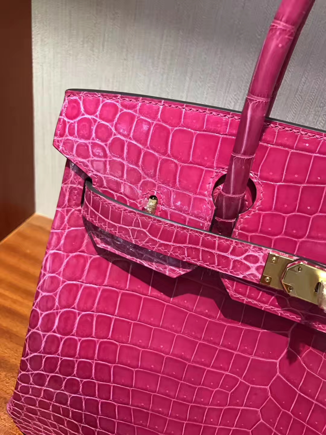 Noble Hermes 5J Peach Pink Crocodile Shiny Leather Birkin30CM Tote Bag