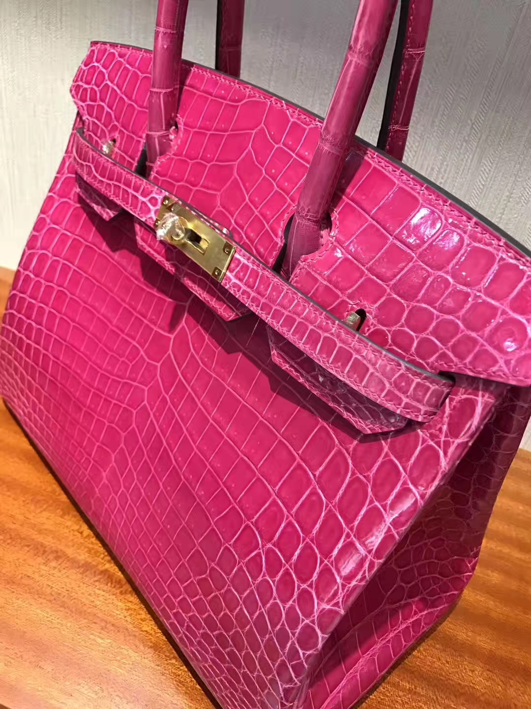 Noble Hermes 5J Peach Pink Crocodile Shiny Leather Birkin30CM Tote Bag