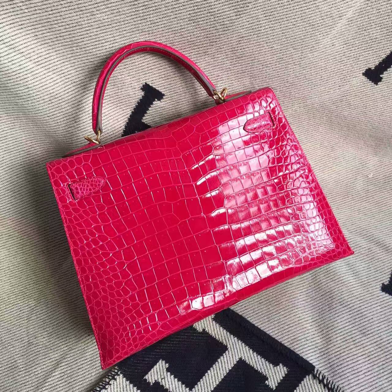 Noble Hermes Crocodile Shiny Leather Kelly Bag32cm in  J5 Rose Scheherazade