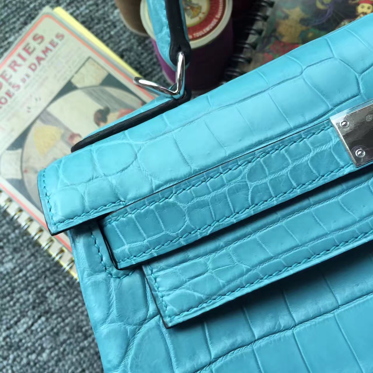 New Fashion Hermes 3Z Saint-Cyr Blue Crocodile Matt Leather Retourne Kelly Bag28CM