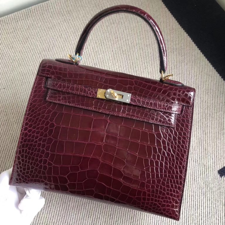 Hermes Shiny Crocodile Kelly Bag 25CM in CK57 Bordeaux Gold Hardware