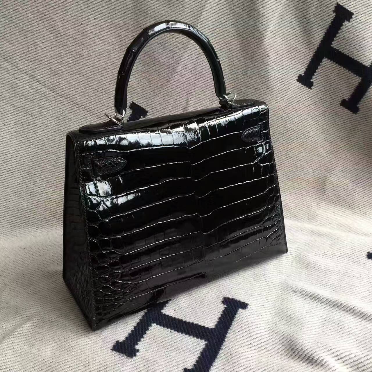 High Quality Hermes CK89 Black Crocodile Shiny Leather Sellier Kelly Bag 28CM