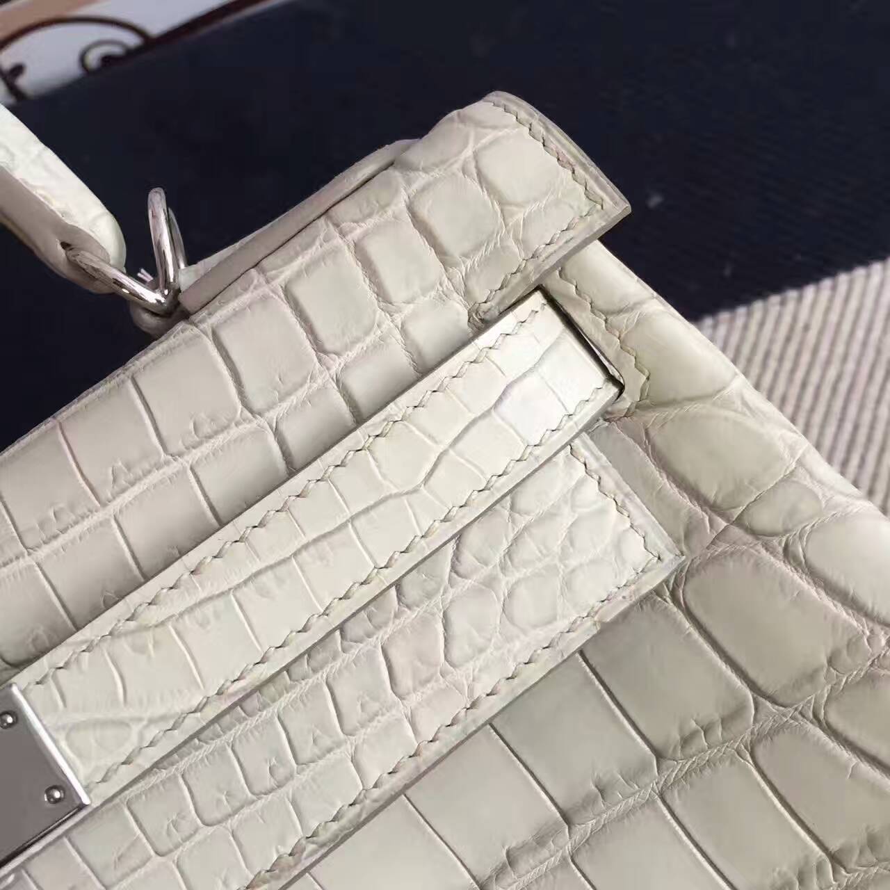 Discount Hermes 8L Beton Crocodile Matt Leather Kelly Bag 28CM