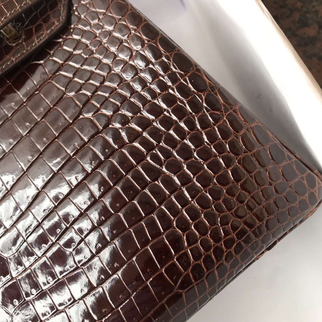 Luxury Hermes Coffee Color Porosus Shiny Crocodile Birkin30CM Bag Gold Hardware