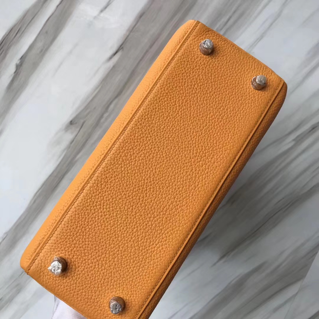 Stock Wholesale Hermes Togo Kelly Bag25CM I9 Apricot Gold Hardware