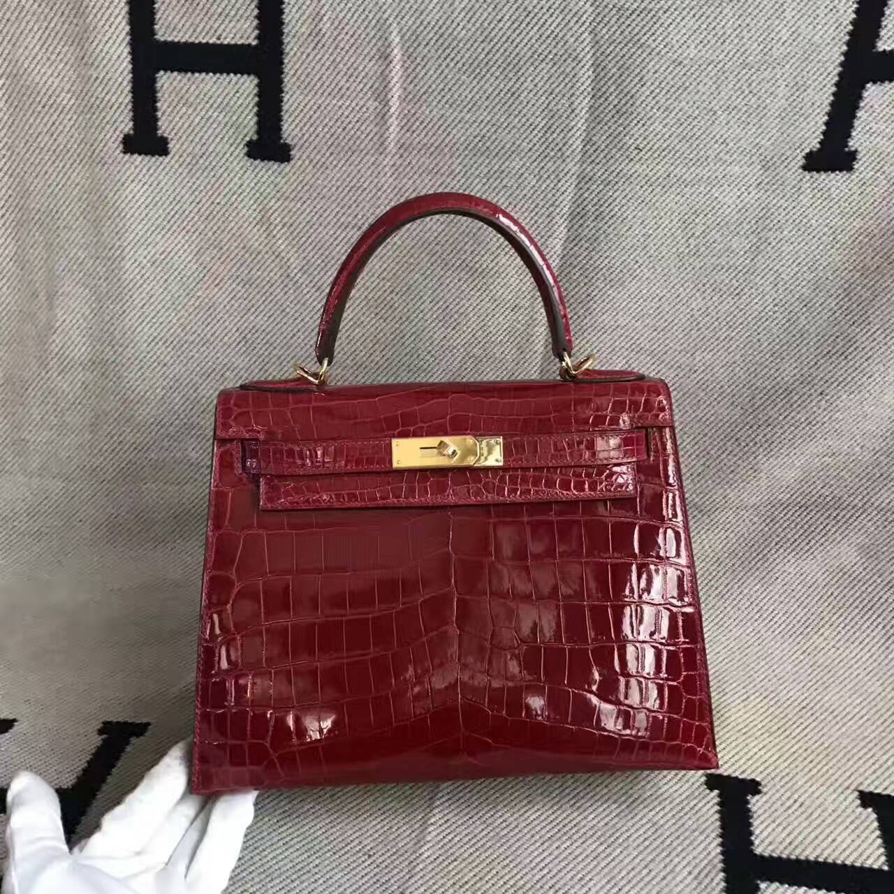 Wholesale Hermes CK55 Rouge Hermes Crocodile Shiny Leather Kelly Bag 28CM