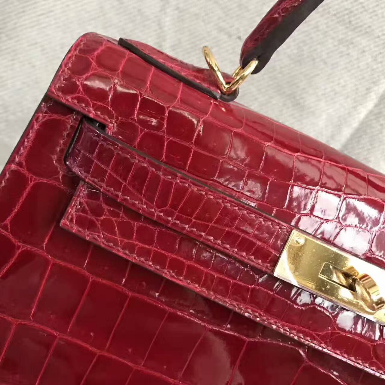Wholesale Hermes CK55 Rouge Hermes Crocodile Shiny Leather Kelly Bag 28CM