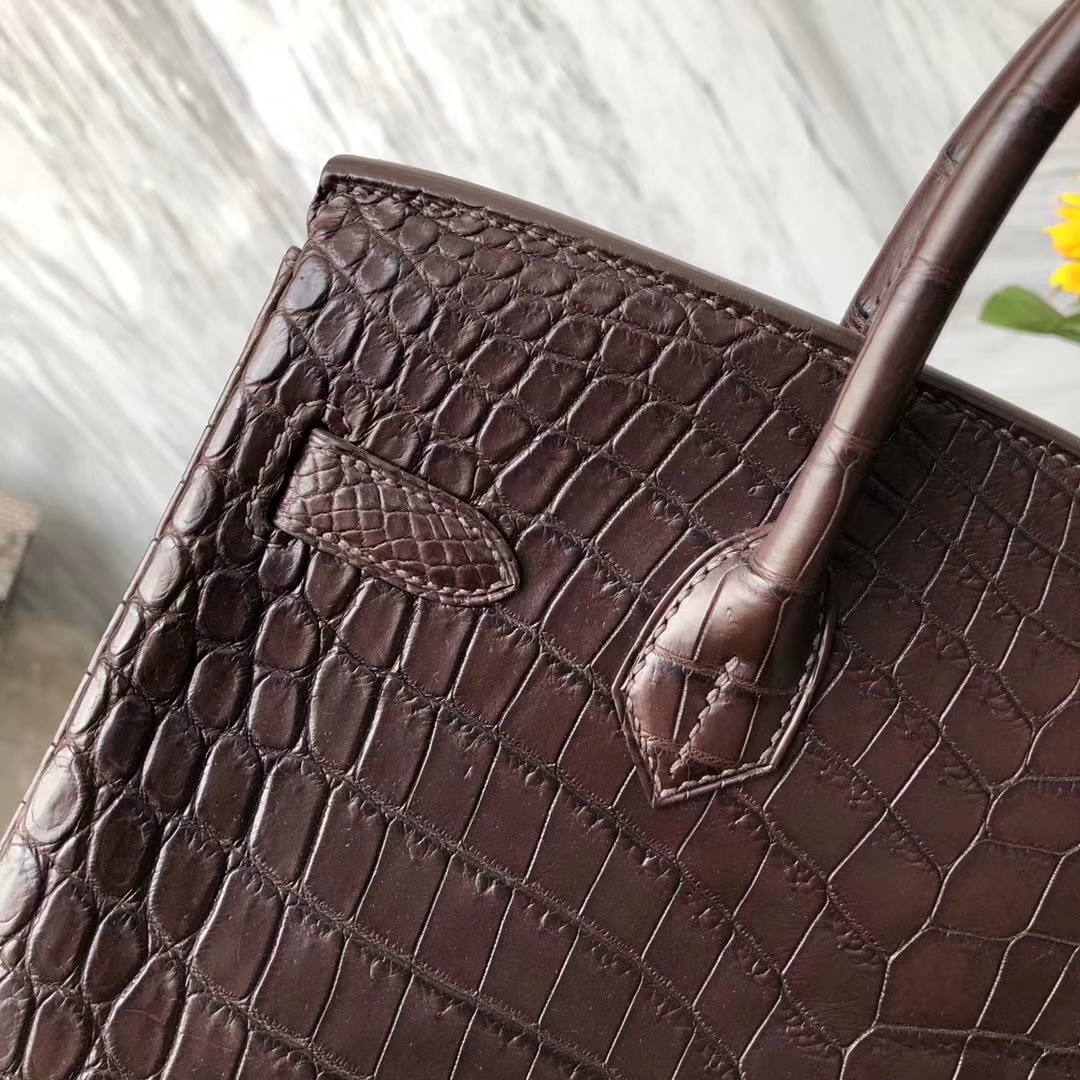 New Hermes Chocolate Color Crocodile Matt Leather Birkin Bag30CM Gold Hardware