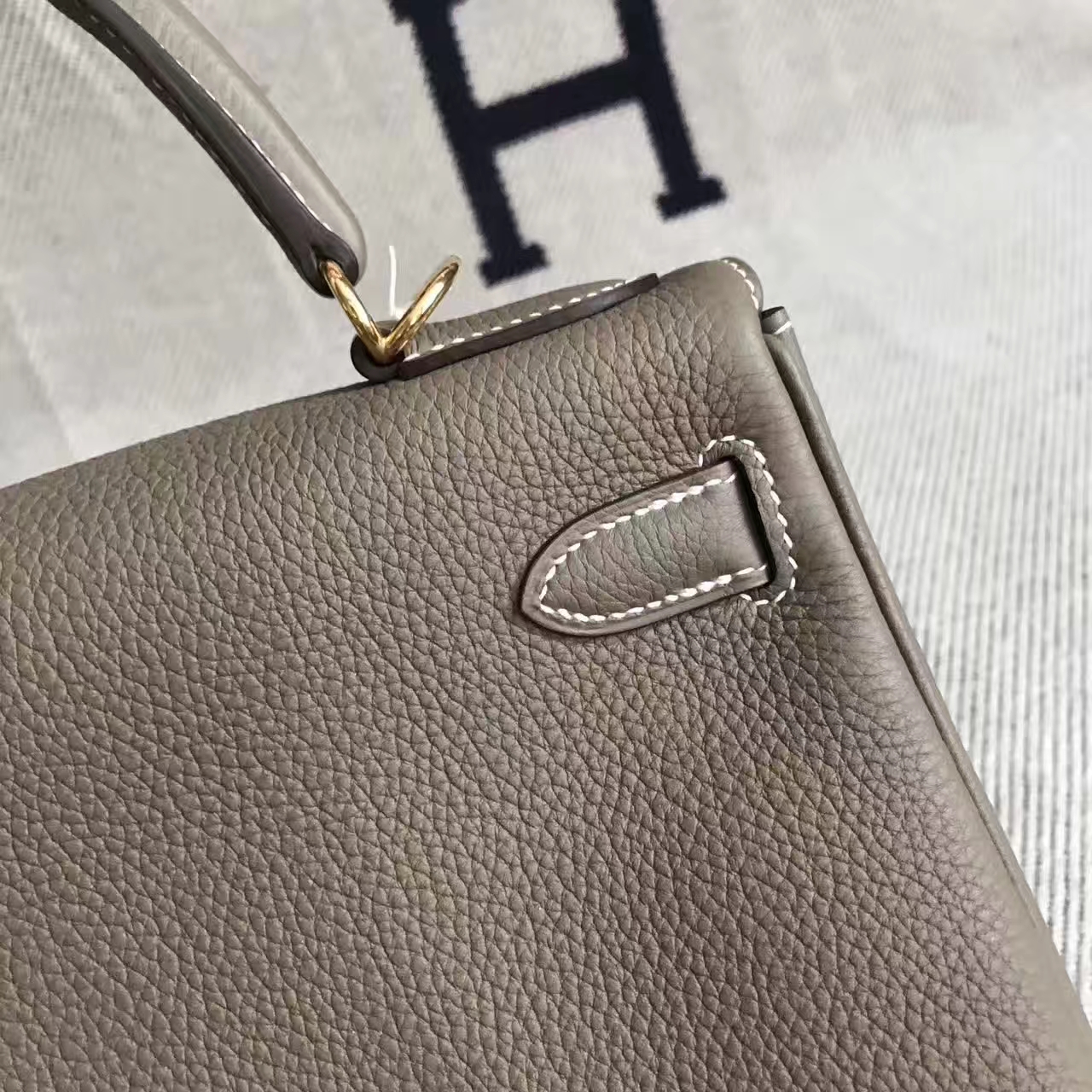 On Sale Hermes Kelly Bag 28CM in C18 Etoupe Grey Togo Leather Gold Hardware