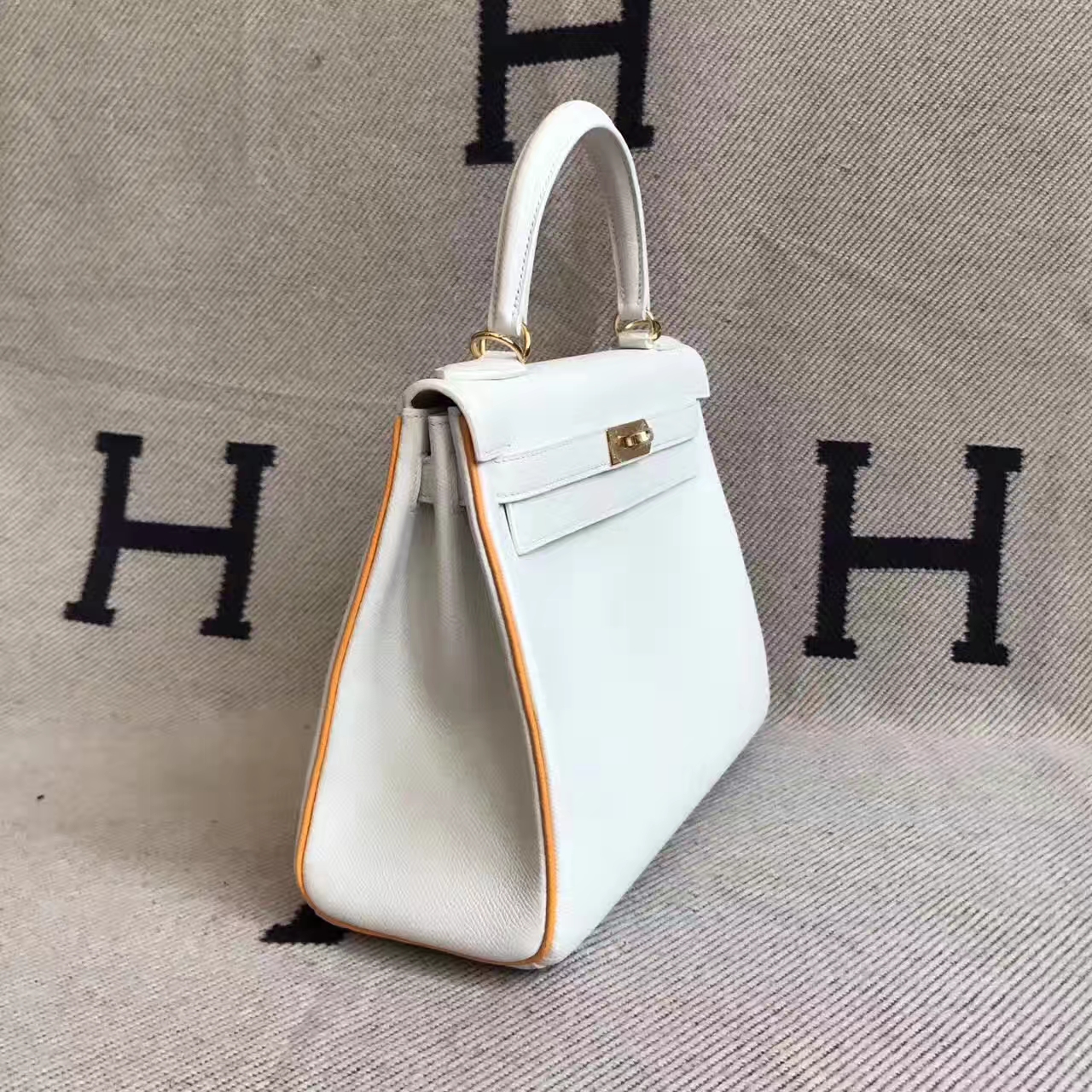 Hermes Epsom Leather Kelly28CM Tote Bag in 01 White/9V Sun Yellow Rim