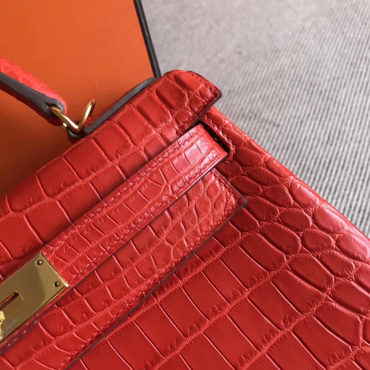 Sale Hermes D5 Geranium Red Crocodile Matt Retourne Kelly Bag 28cm