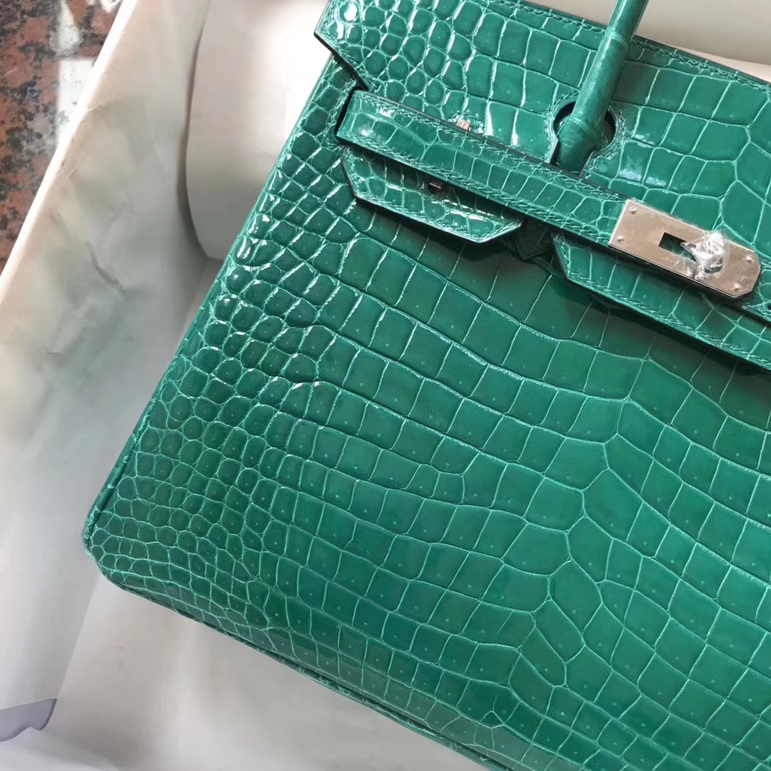 Luxury Hermes Shiny Crocodile Leather Birkin Bag30CM in 6Q Emerald Green Silver Hardware