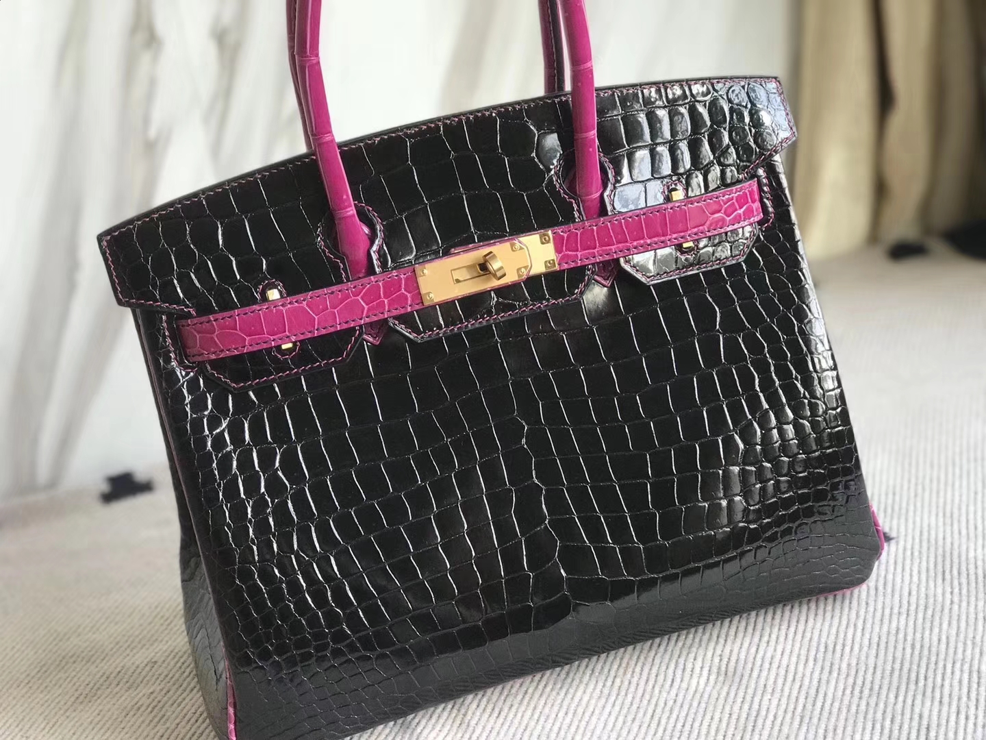 Noble Hermes CK89 Black/J5 Rose Scheherazade Shiny Crocodile Birkin30CM Bag Gold Hardware