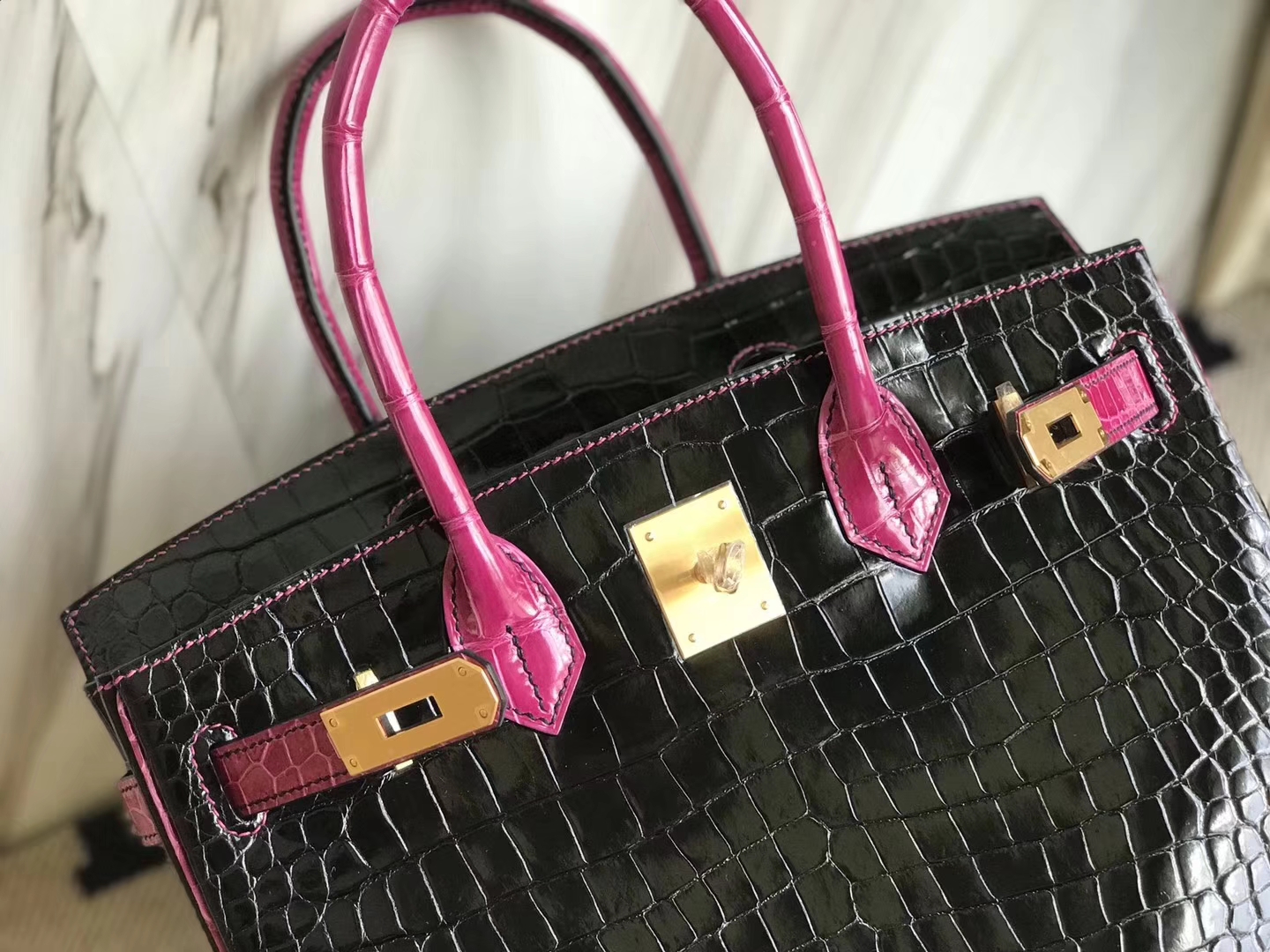 Noble Hermes CK89 Black/J5 Rose Scheherazade Shiny Crocodile Birkin30CM Bag Gold Hardware