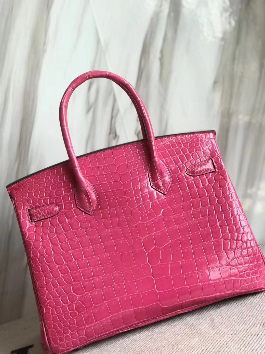 Beautiful Hermes Shiny Crocodile Leather Birkin30CM Bag in E5 Rose Tyrien Gold Hardware