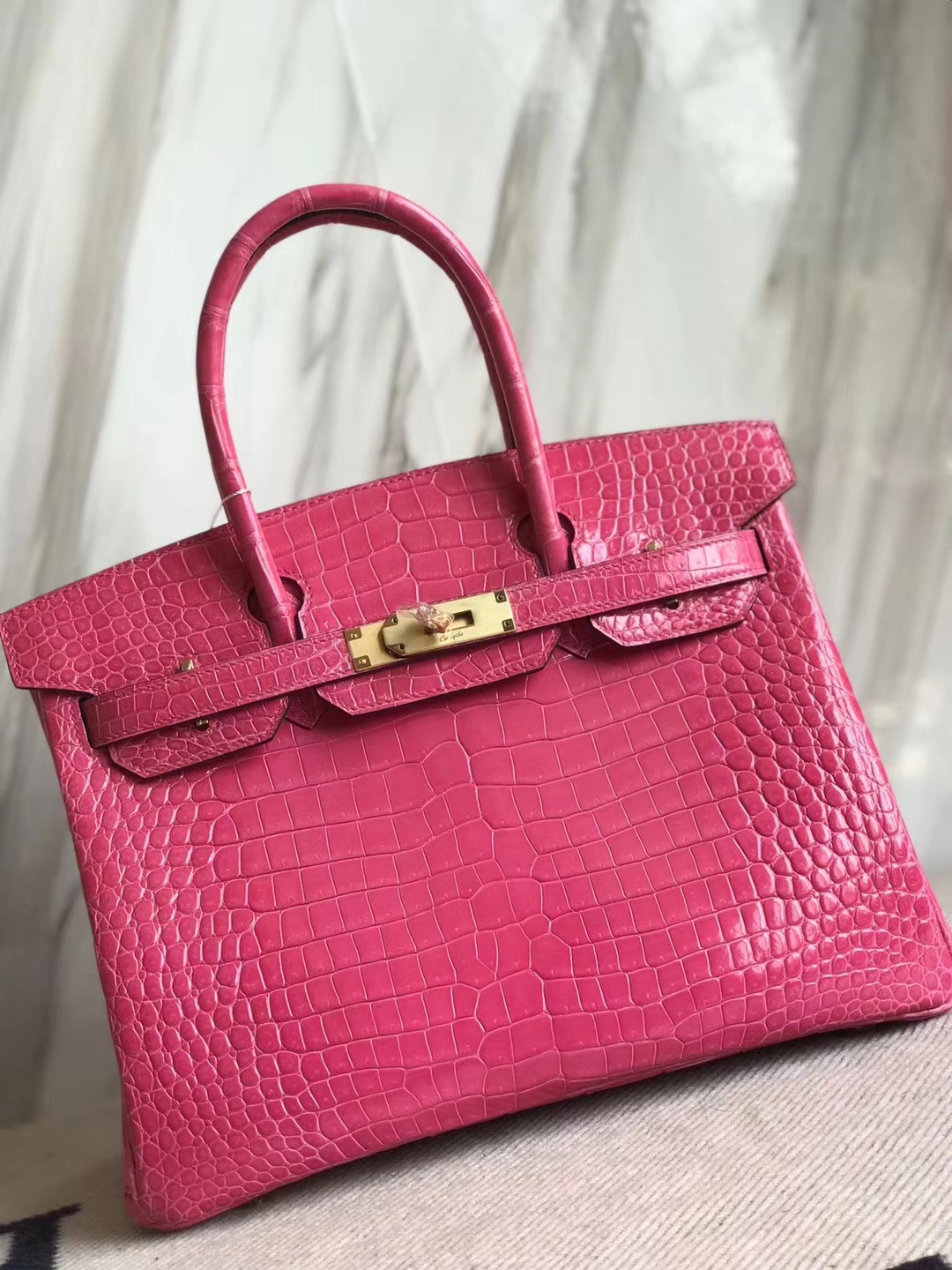Beautiful Hermes Shiny Crocodile Leather Birkin30CM Bag in E5 Rose Tyrien Gold Hardware