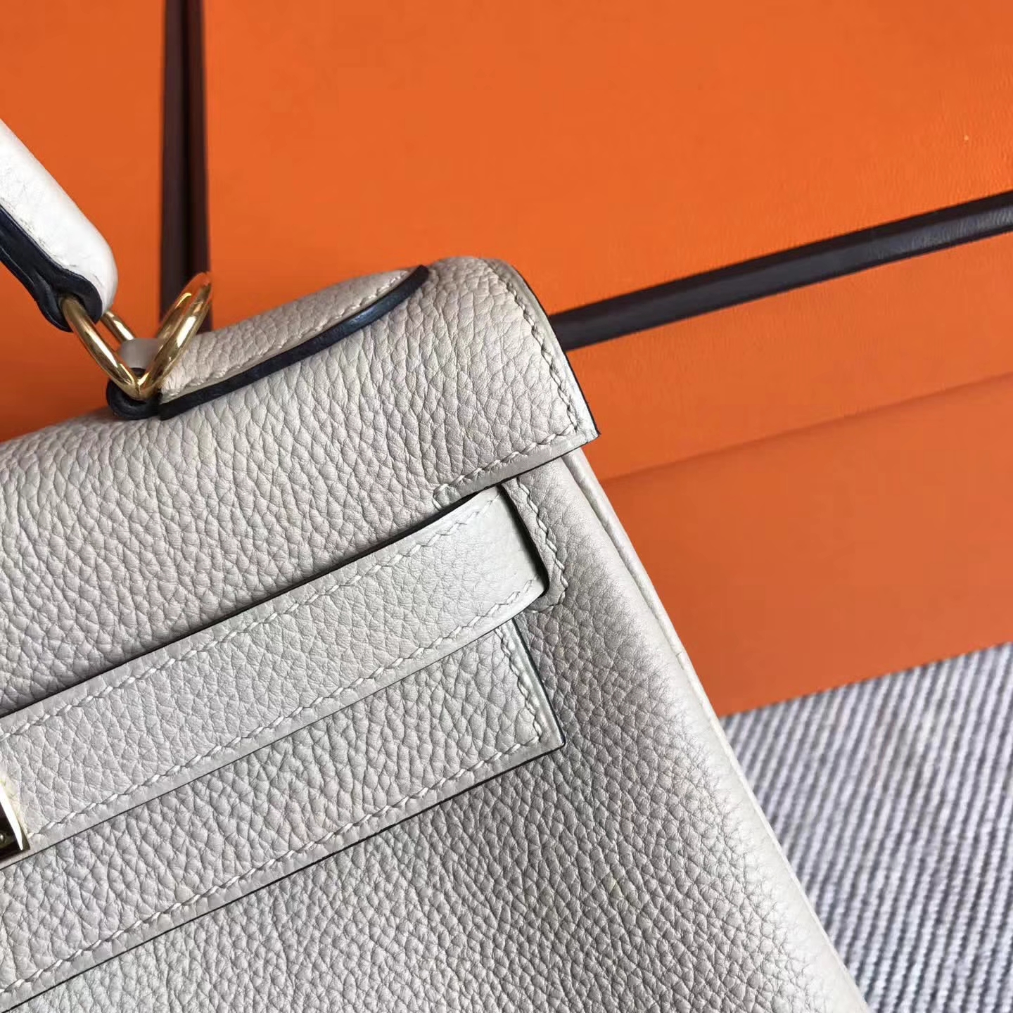 Elegant Hermes S2 Trench Grey Togo Leather Kelly28cm Bag Gold Hardware