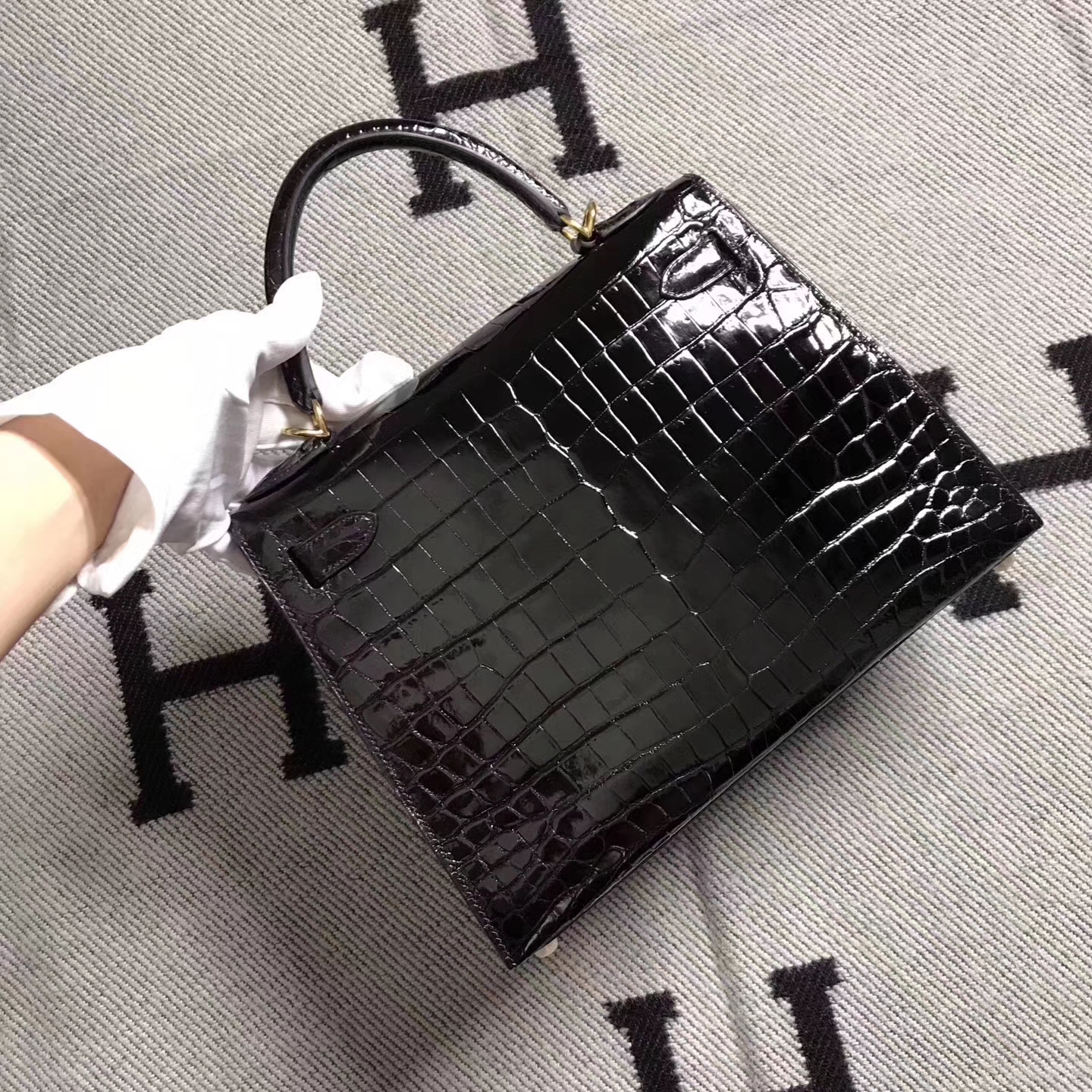 Hermes CK89 Black Crocodile Shiny Leather Kelly28cm Bag Gold Hardware