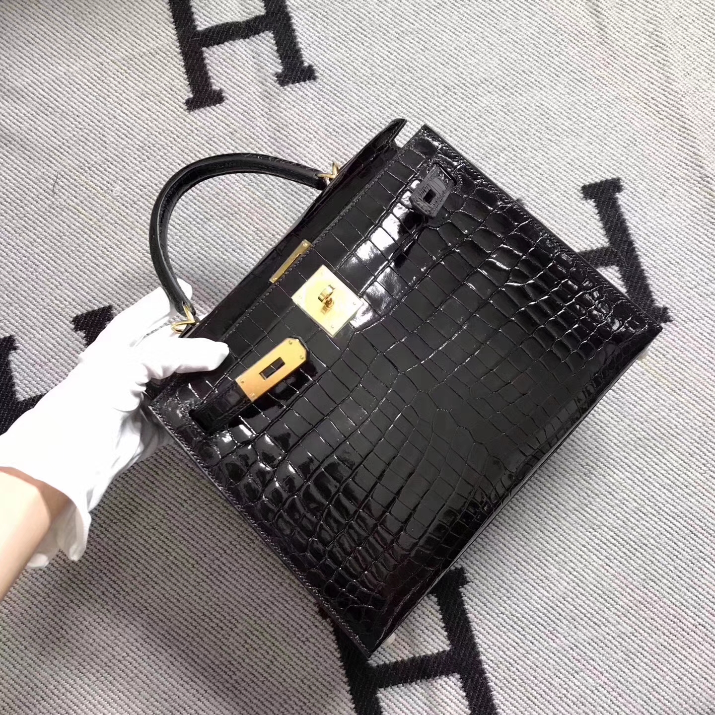 Hermes CK89 Black Crocodile Shiny Leather Kelly28cm Bag Gold Hardware