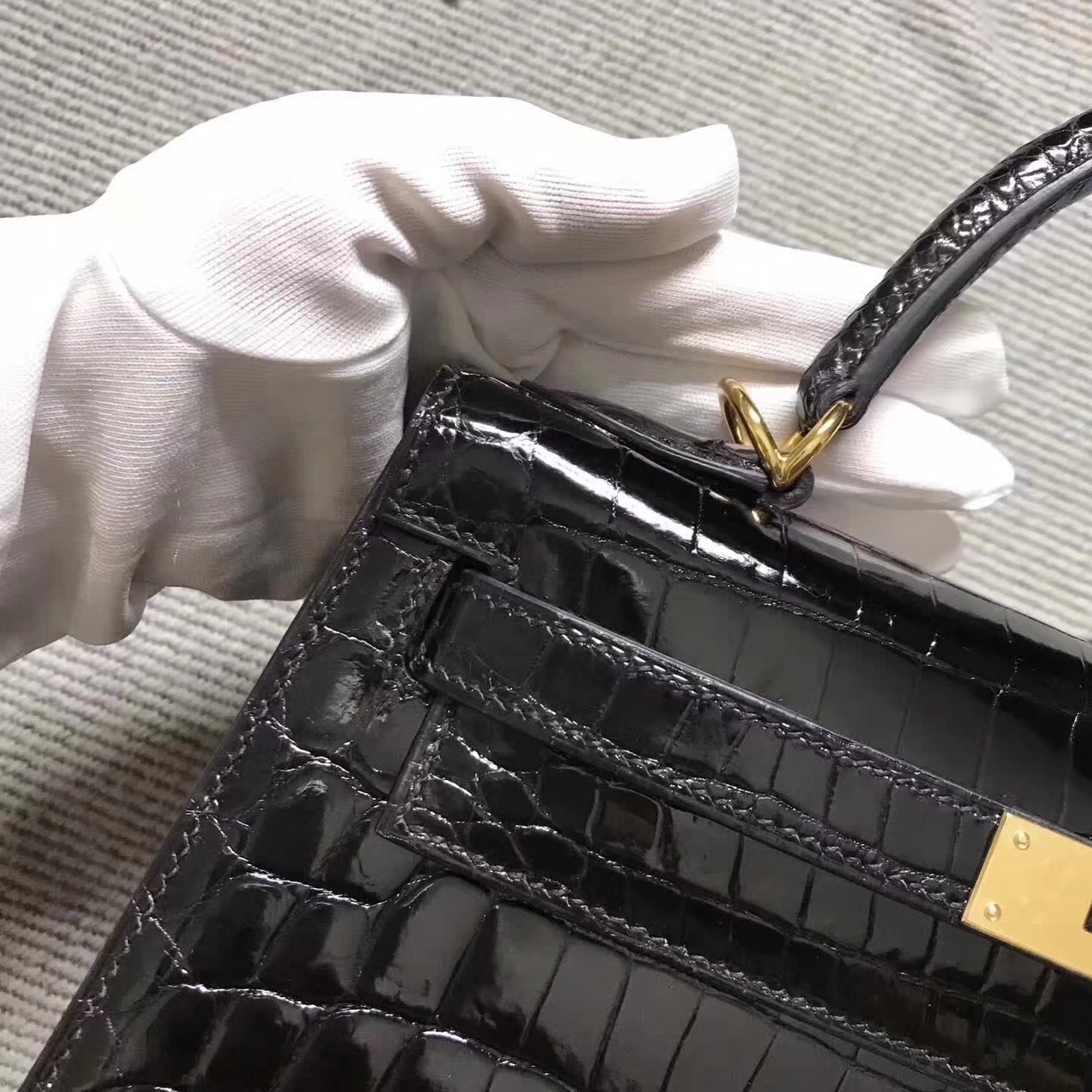 Hermes CK89 Black Crocodile Shiny Leather Kelly28cm Bag Gold Hardware