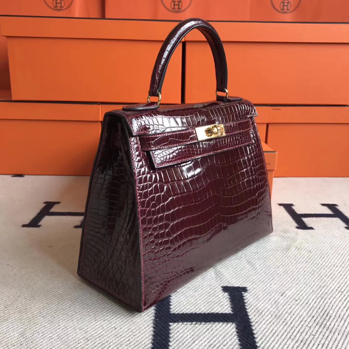 Discount Hermes CK57 Bordeaux Crocodile Shiny Leather Kelly28cm Bag