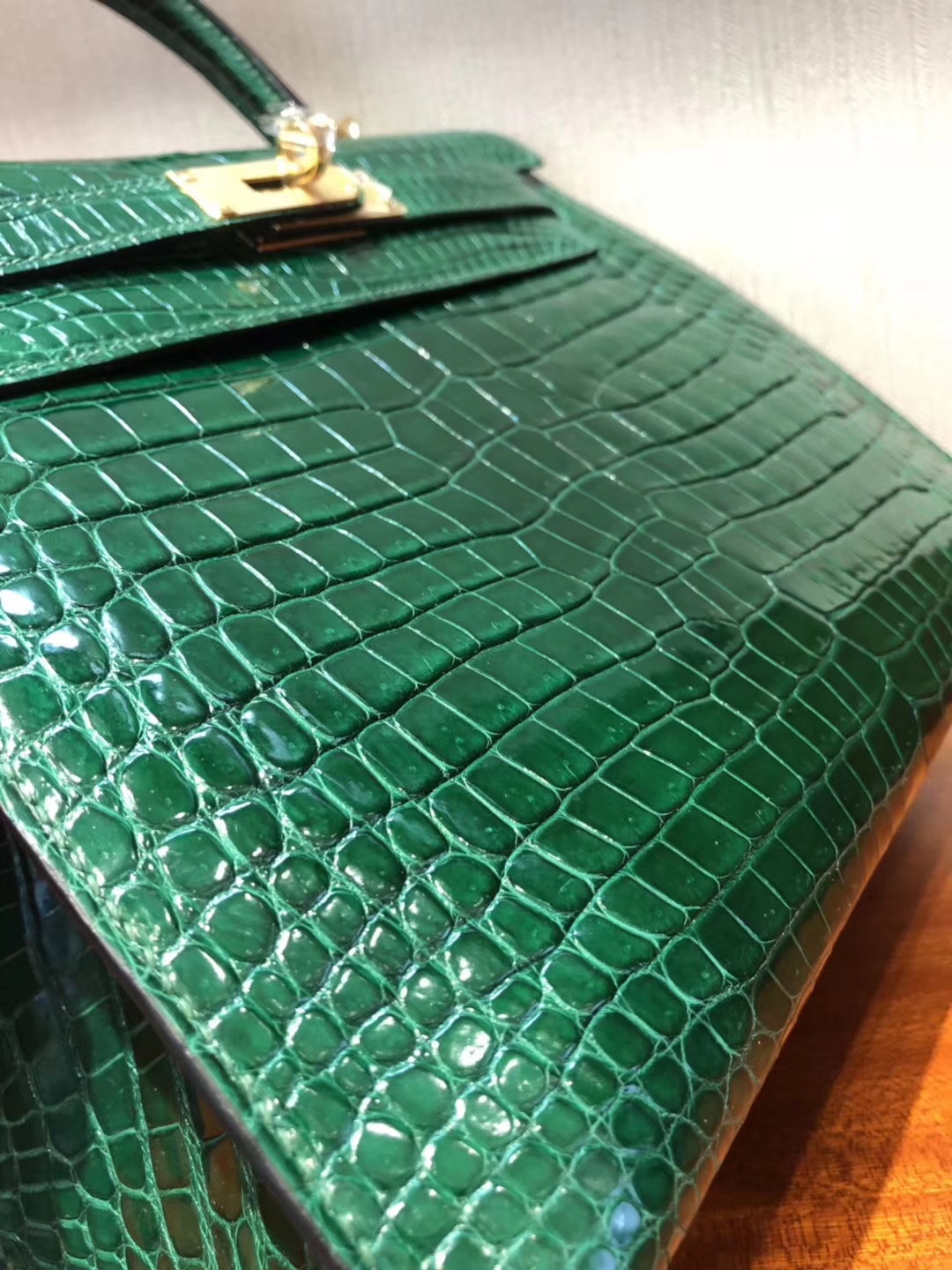 Luxury Hermes Shiny Crocodile Leather Kelly Bag28CM in CK67 Vert Fonce