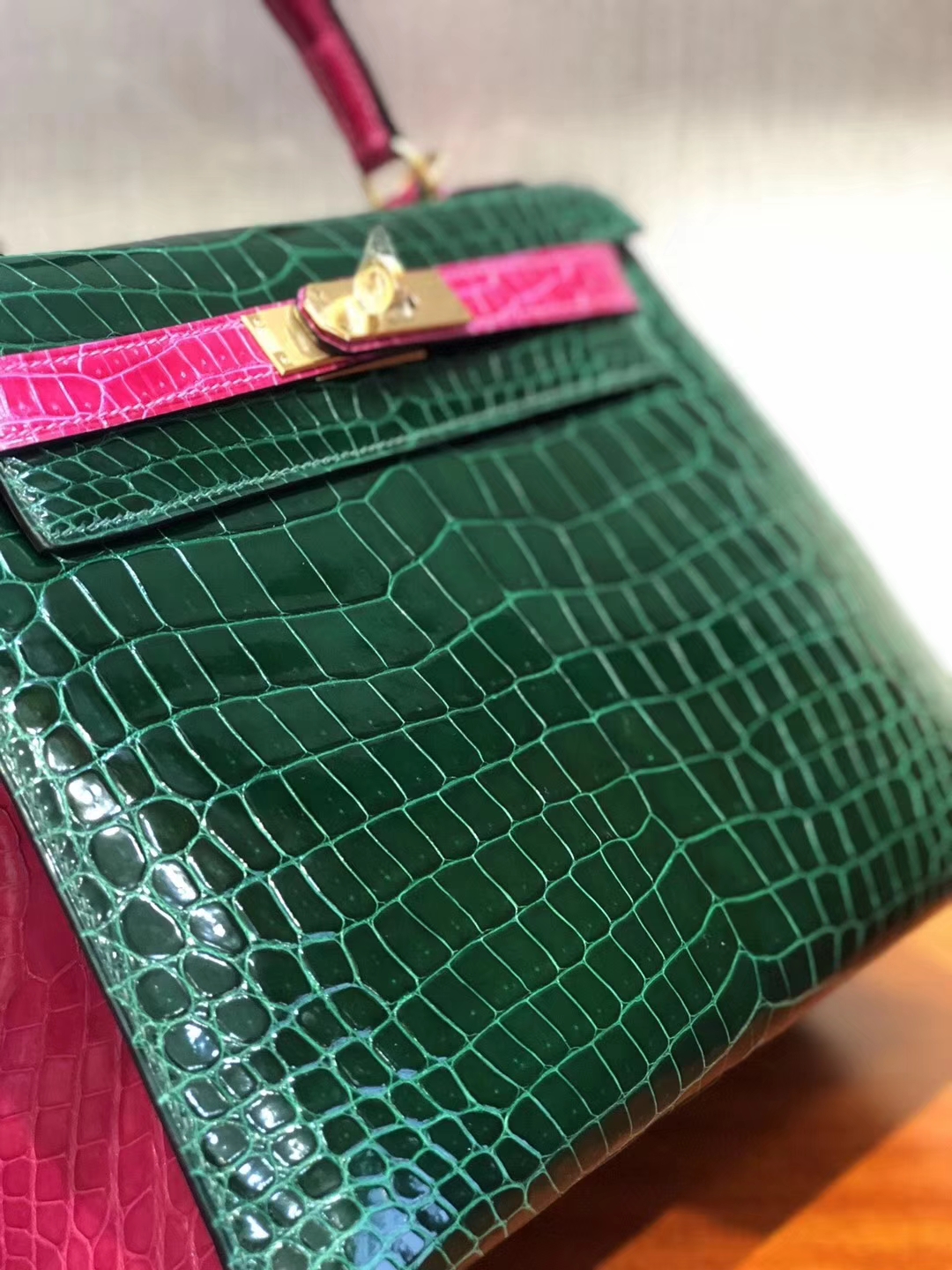 Luxury Hermes CK67 Vert Fonce/J5 Rose Scheherazade Crocodile Leather Kelly28CM Bag