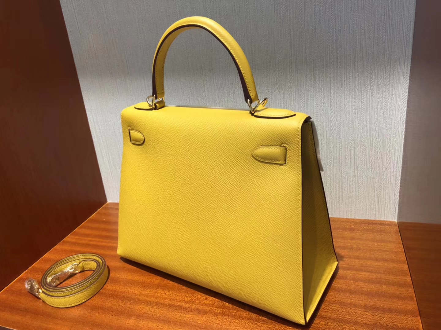 Wholesale Hermes 9D Ambre Yellow Epsom Calf Kelly Bag28cm Gold Hardware