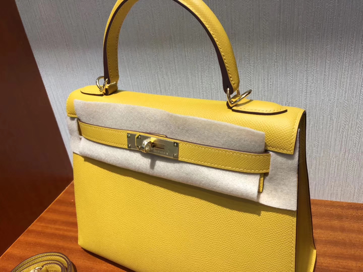 Wholesale Hermes 9D Ambre Yellow Epsom Calf Kelly Bag28cm Gold Hardware