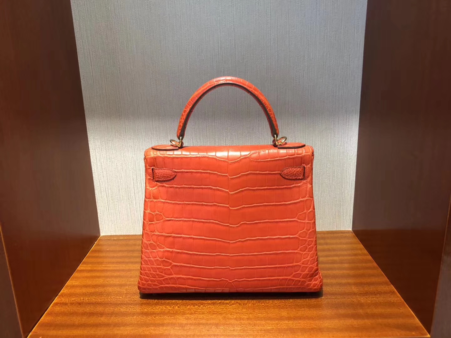 New Arrival Hermes 8V Coppy Orange Crocodile Matt Kelly28CM Bag Gold Hardware