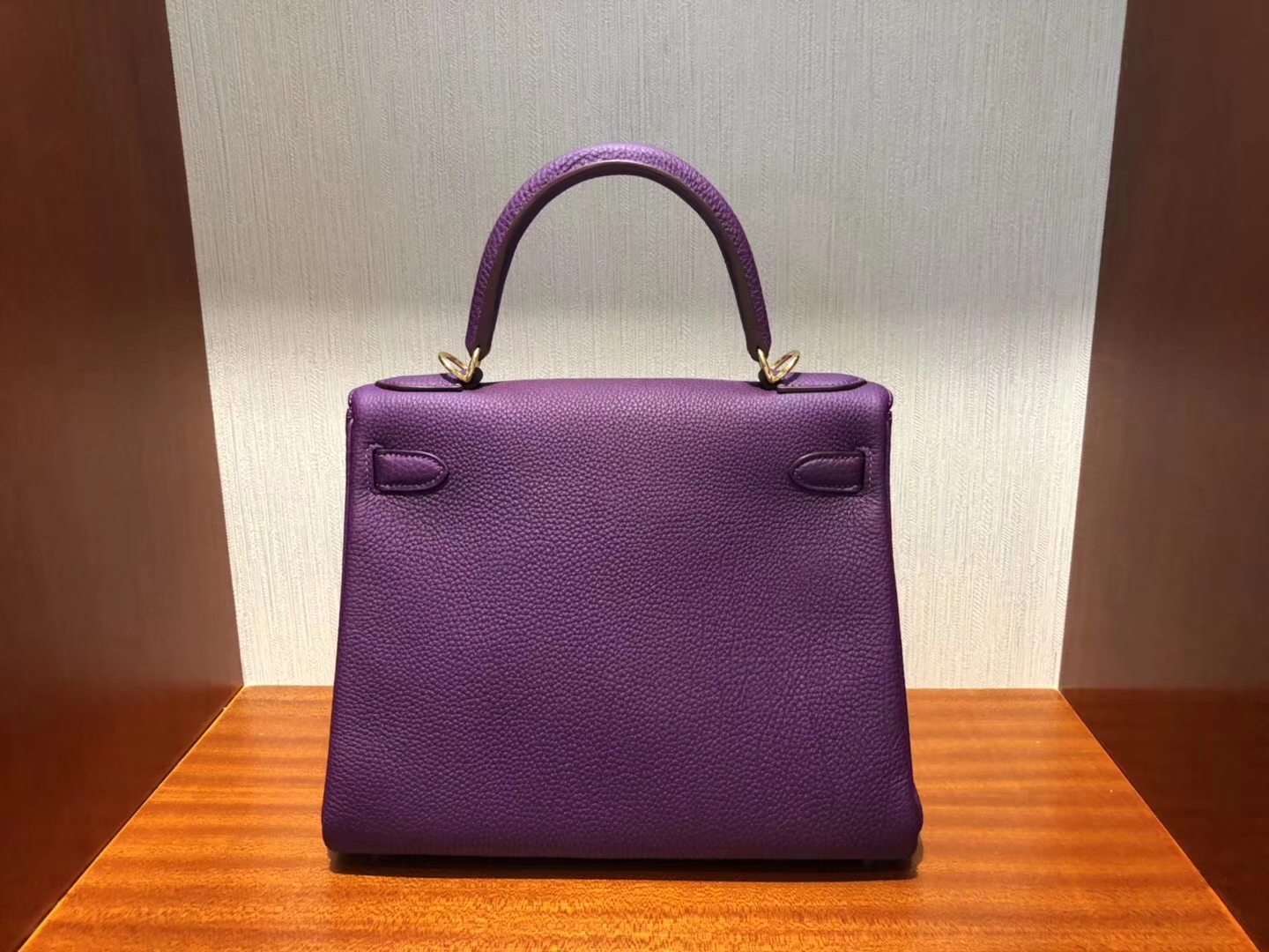 New Hermes Togo Calf Kelly Bag28CM in P9 Anemobe Purple Gold Hardware