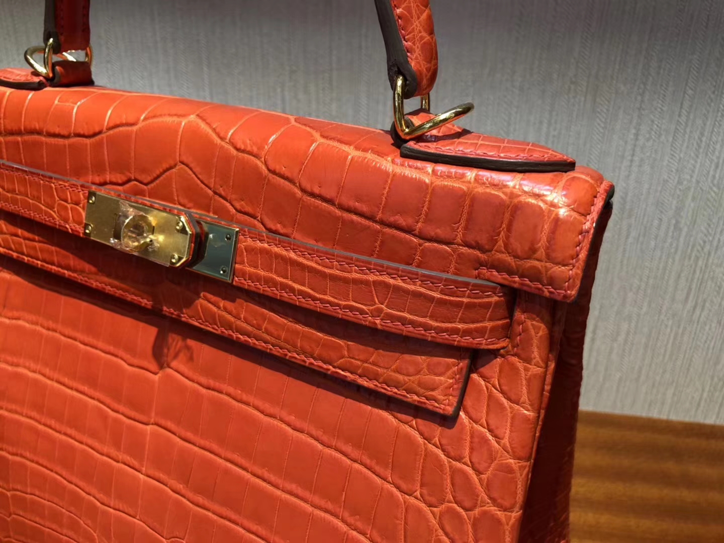 Discount Hermes Crocodile Matt Leather Kelly28CM Bag in 9J Orange Gold Hardware